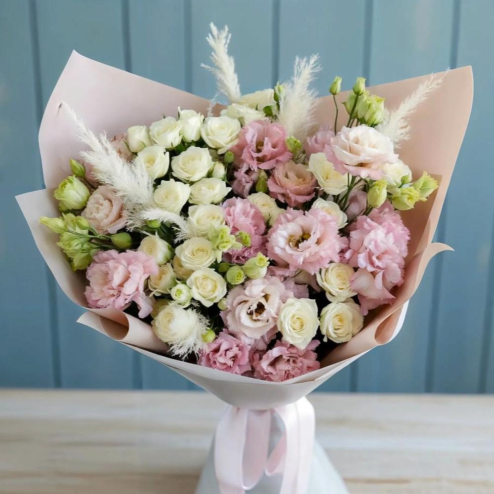 Букет цветов из: Альстромерии и Розы в Пластуновской