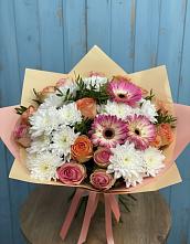 Букет цветов из:  Розы, Герберы и Хризантемы в Пластуновской