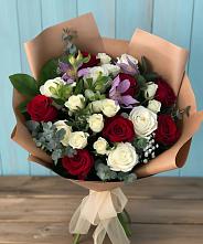 Букет цветов из:  Розы и Альстромерии #REPLACE_PRED# Пластуновской