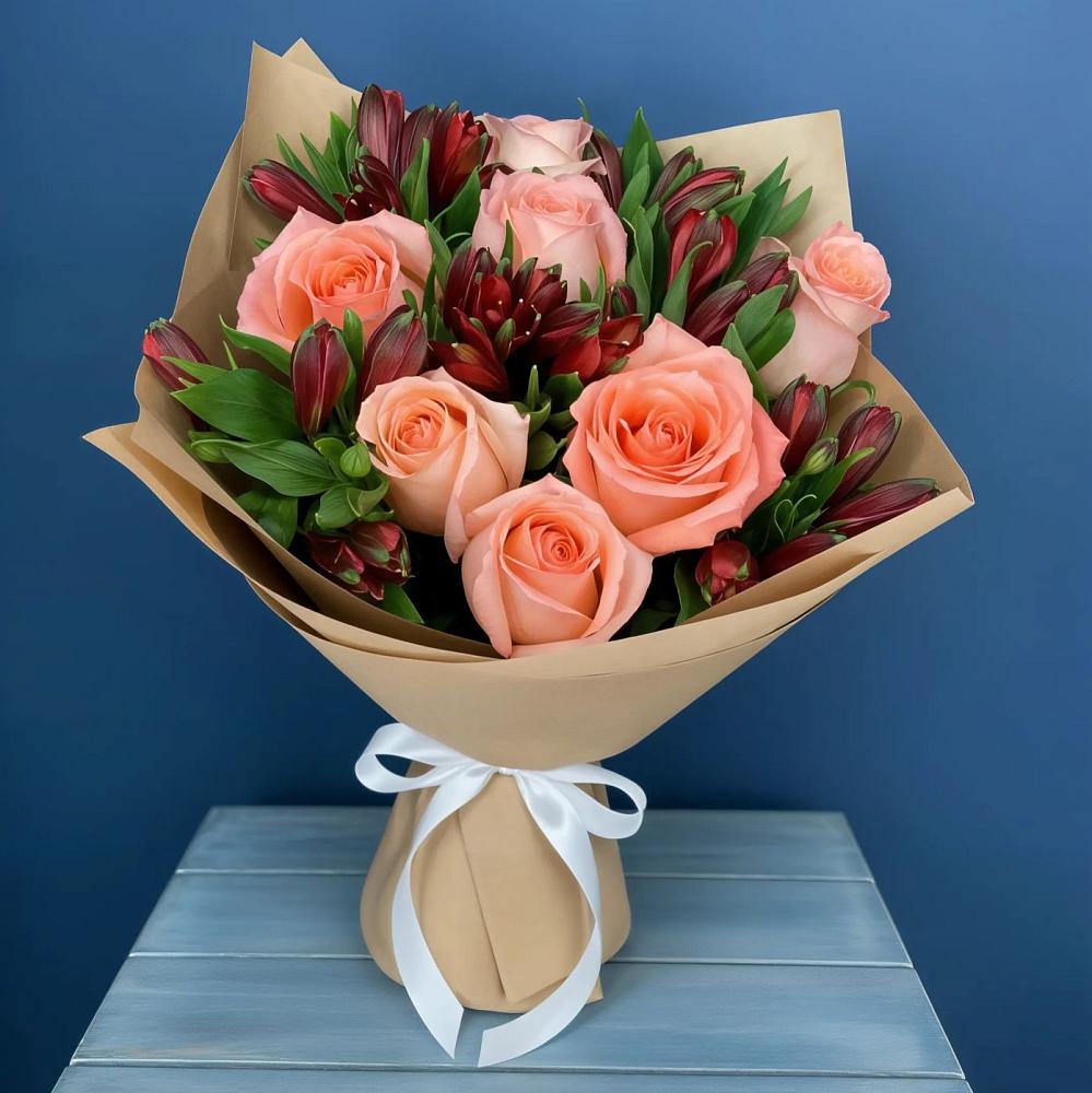 Букет цветов из: Розы и Альстромерии в Пластуновской