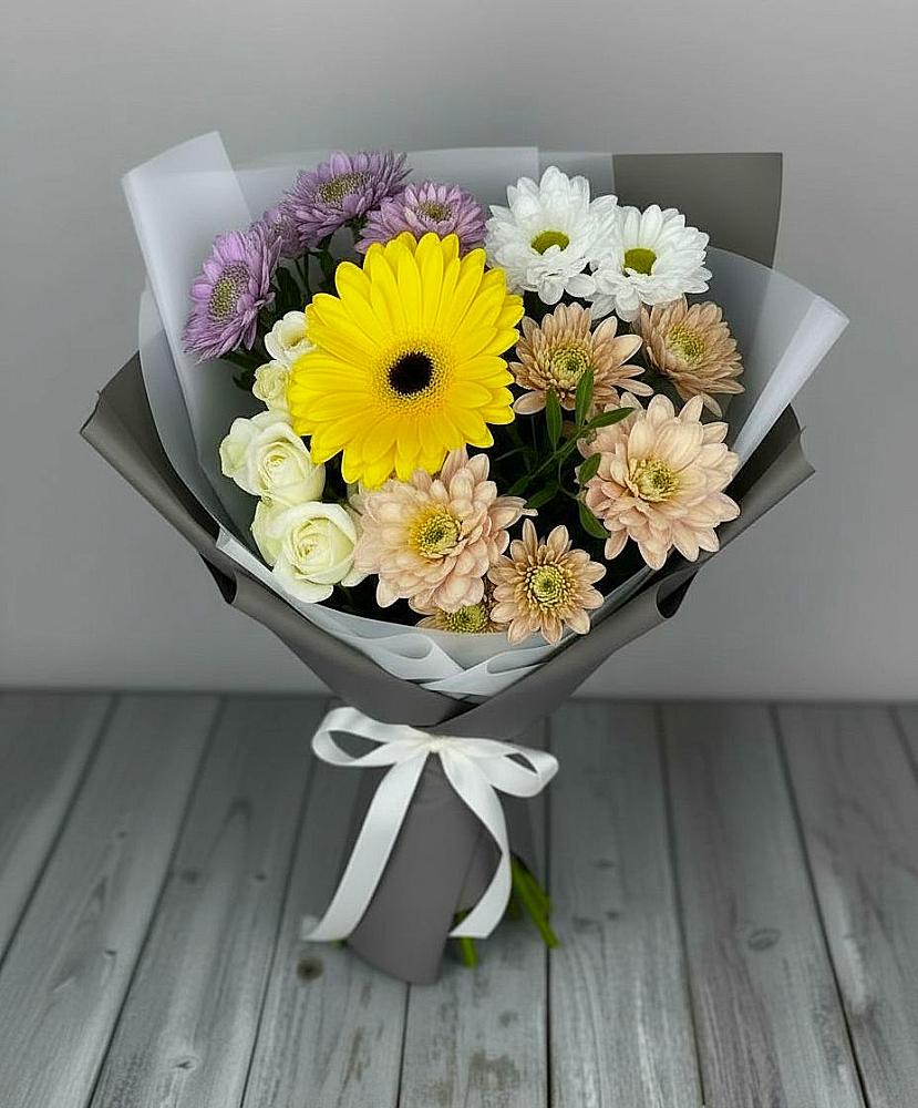 Букет цветов из: Розы, Герберы и Хризантемы в Пластуновской