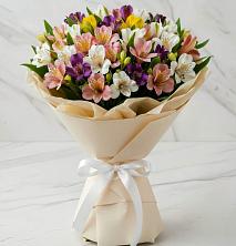 Букет цветов из:  Альстромерии в Пластуновской