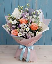 Букет цветов из:  Лизиантусы, Розы, Альстромерии и Гипсофила #REPLACE_PRED# Пластуновской