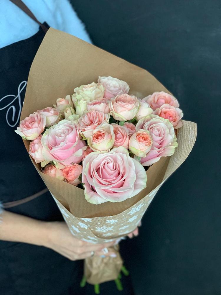 Букет цветов из: Хризантемы и Розы в Пластуновской