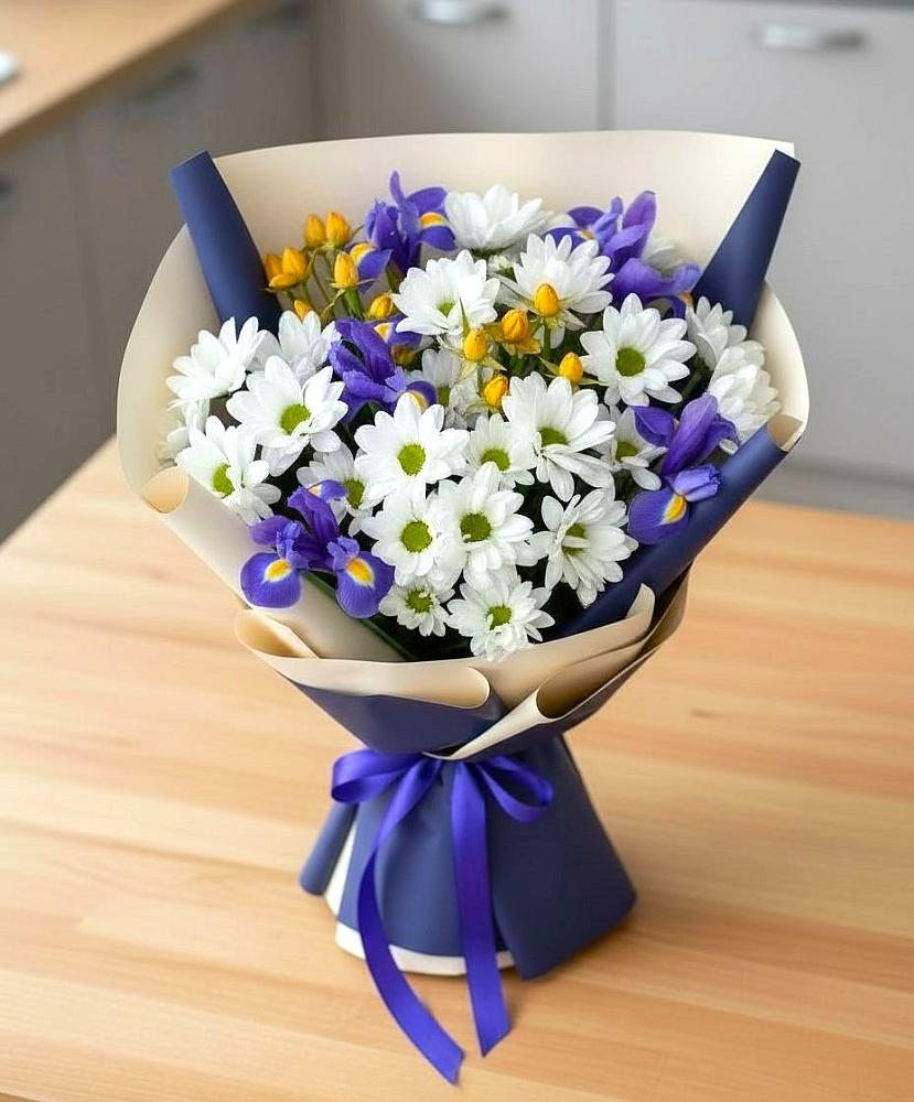 Букет цветов из: Розы, Ирисы и Хризантемы в Пластуновской