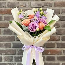 Букет цветов из:  Лизиантусы и Розы #REPLACE_PRED# Пластуновской