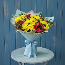Букет цветов из:  Альстромерии и Хризантемы в Пластуновской