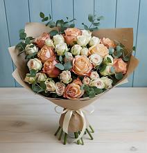 Букет цветов из:  Альстромерии и Розы в Пластуновской