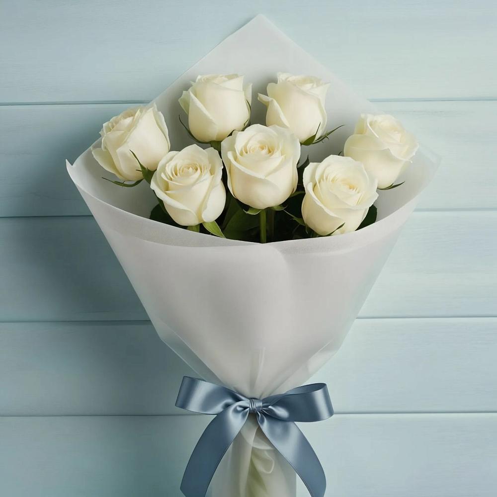 Букет 7 Белых роз Эдлесс Лав в Пластуновской